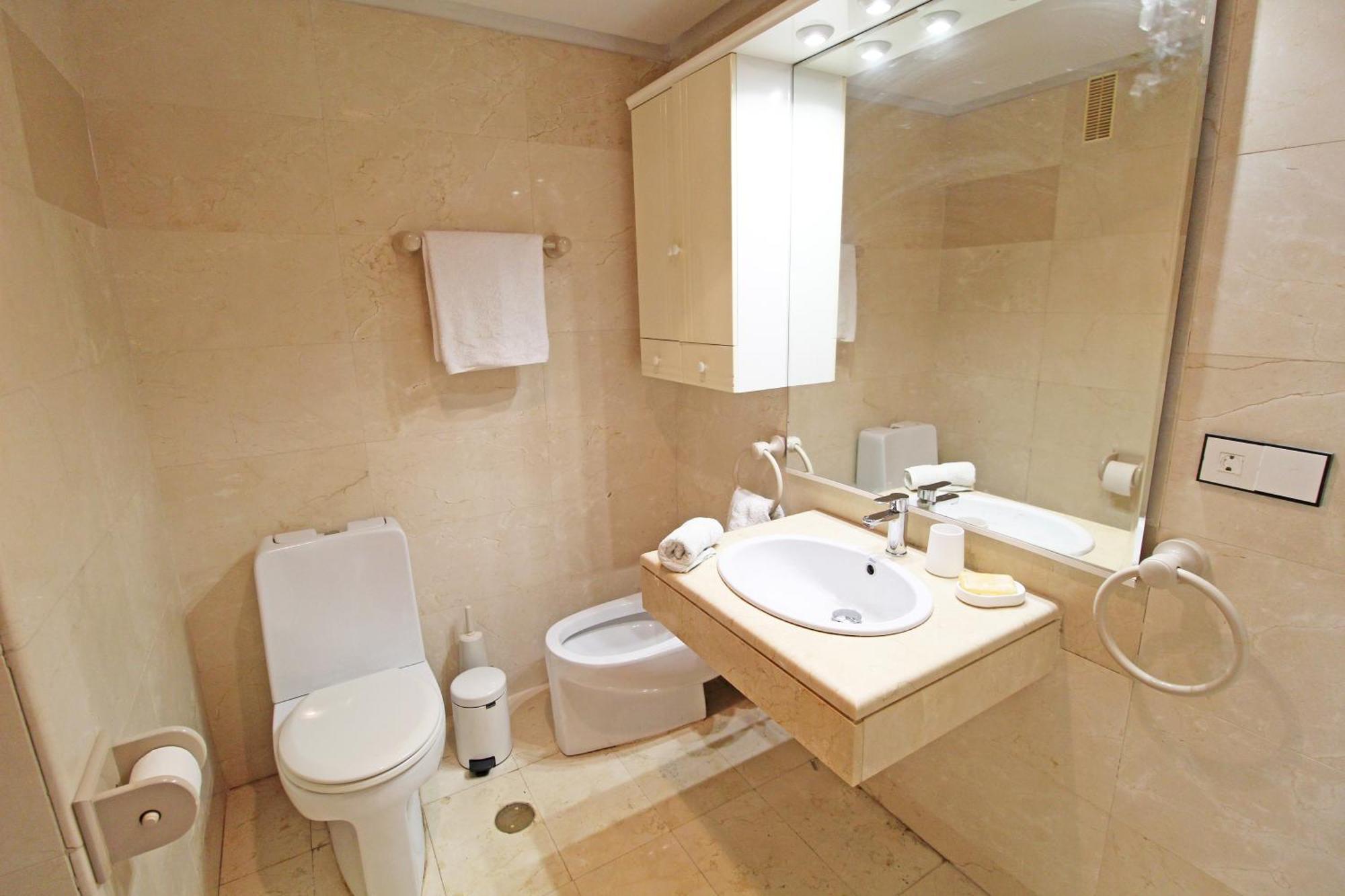 Castle Views. Terrace. Design Style. Ac. Wifi. Refurbished. Supercentric. Apartment อาลิกันเต ภายนอก รูปภาพ